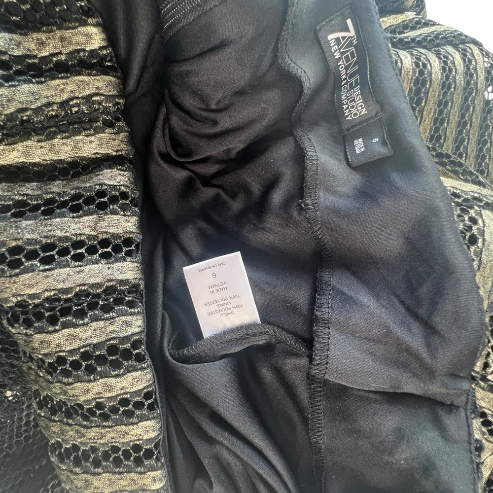 New York & Company Mix Media Two-Piece Skirt and Top Set Size 6/Small - Picture 4 of 16